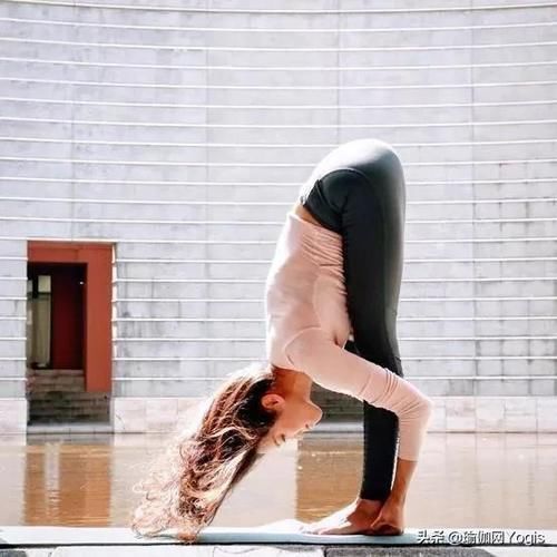 左脚|身体僵硬是衰老的前兆!9个瑜伽体式让你的身体逆转衰老