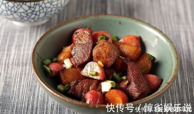 肉食者不鄙|做红烧肉,外行才会倒水焖,加点它焖,增香减腻,一人能吃一大碗