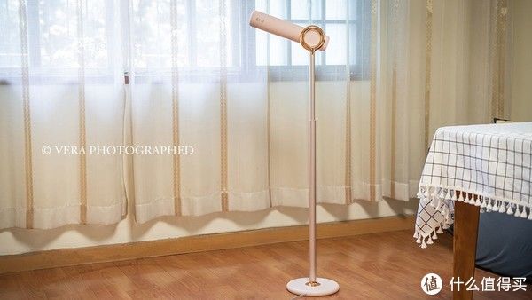 边吹头发边玩游戏，还不用依靠猪队友？