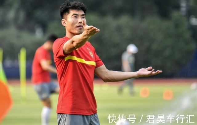 孙祥|李霄鹏上任第一刀!获两大重量级大佬辅佐,一人是他的免死金牌