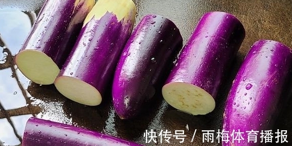 花生油|茄子这样做味道更香，教你一道蒜蓉茄子的做法，简单美味嘴馋就做