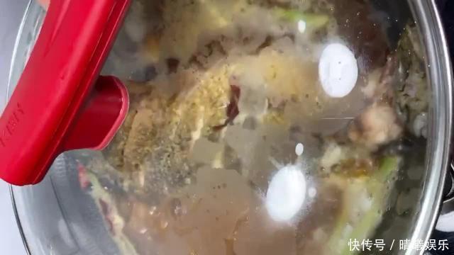 红烧鱼怎么做好吃2个环节很重要，肉质鲜嫩味美不腥又入味