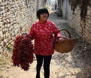 山楂妹：走红后拒绝与亲生父母相认，我不能再伤我养父母的心