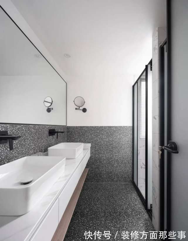 主卧|140㎡简约风格装修,用简单、干净的空间包裹温暖相伴人生