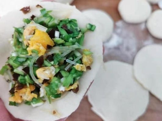 纯素馅饺子好吃有诀窍,调馅时加点它,又鲜又香,比肉饺子受欢迎