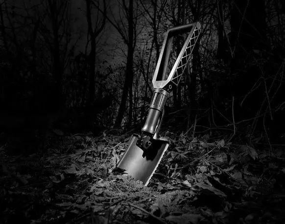 户外携带工兵铲太累赘？ 那是你没看到这把折叠工兵铲！