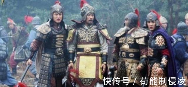 苏文@瓦岗一英雄拿着纸糊大锤唬人唬了一辈子,强出头害死二十六位兄弟!