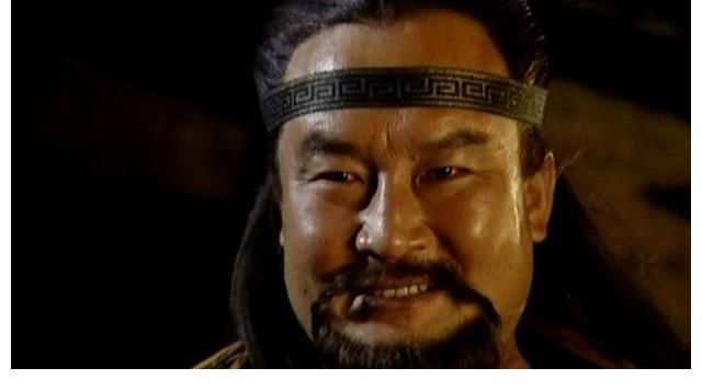 林平之#同样是练辟邪剑法,为什么左冷禅不敌岳不群?林平之说出了真相