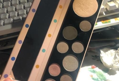 眼妆总是画不好？分享5款值得入手的“眼影盘”，让眼妆持久在线