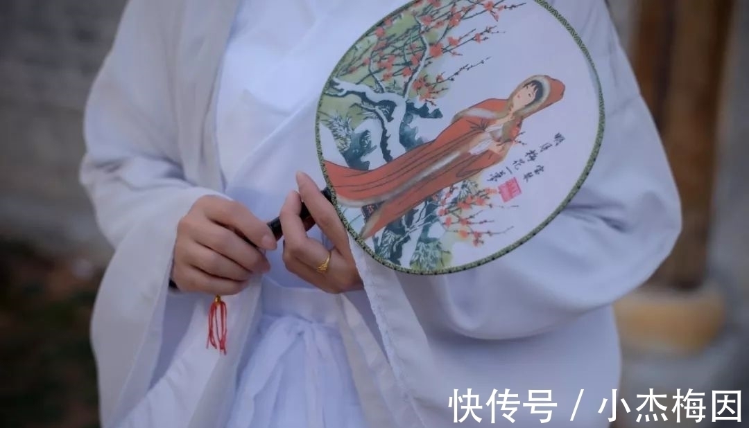 纳兰性德@30句深夜才敢看的诗句,句子很短,心酸却那么长!