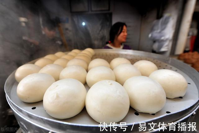 发面|蒸馒头发面只用酵母可不行，试试加上这2样，馒头香软洁白有嚼劲