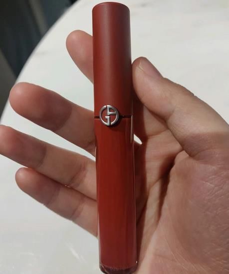 放手你的阿玛尼405吧！这4支新款色号才是2019阿玛尼盛行色