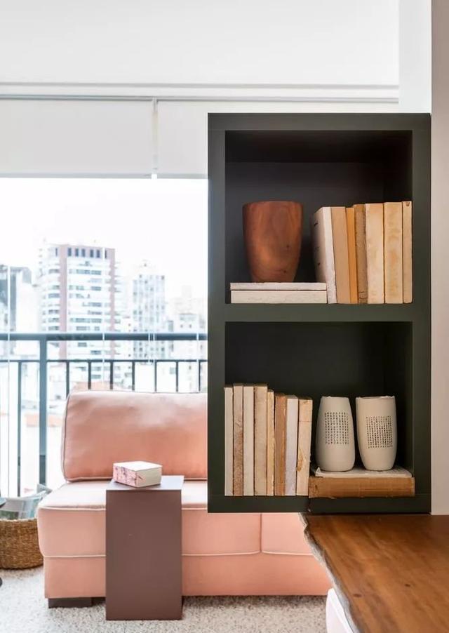 正对面|夫妻的45㎡小家:进门是阅读角,阳光书房超赞,色彩搭配太美了!