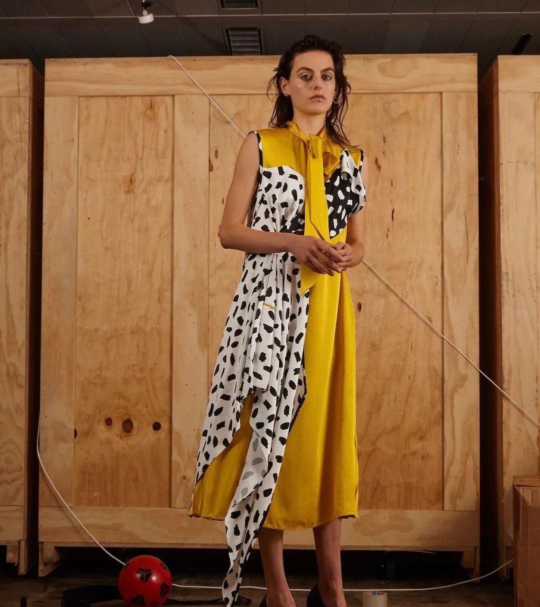 gucci|Burberry、LV欠下的“环保债”，全靠他在还