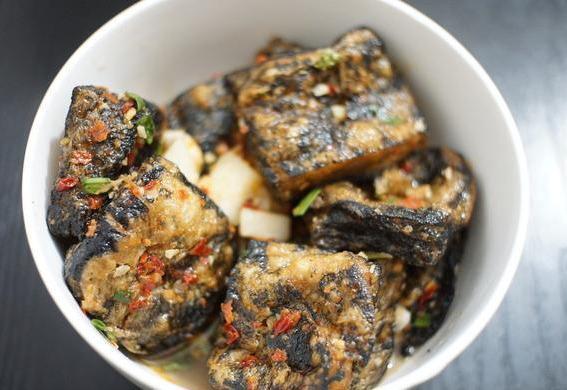 小勇|8岁男孩，昏迷不醒，靠呼吸机续命，医生怒斥家长啥都敢吃