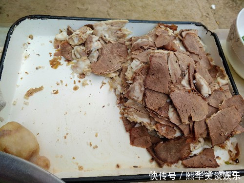 贠大哥|农村大哥小镇卖烩羊肉30年,童叟无欺称着卖,吃的都是回头客