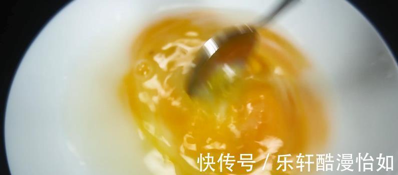 虾仁|滑蛋虾仁这样做,虾仁软嫩没腥味,大人小孩都爱吃。
