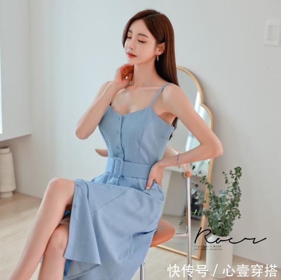 孙允珠|女神孙允珠高清时尚搭配：冰露末夏青柠钻蓝清新连衣裙