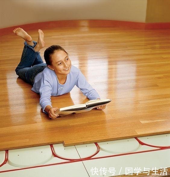 房子|房子有地暖，老婆却非要安装实木地板，使用半年后，后悔不已！