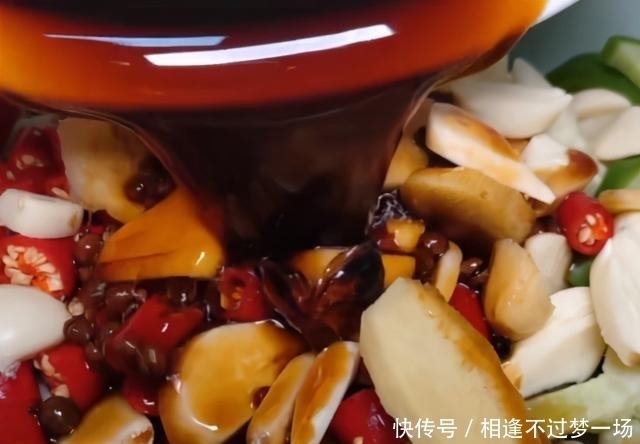 无水无油|腌萝卜条的家常做法,简单易学,酸甜口味,超级下饭