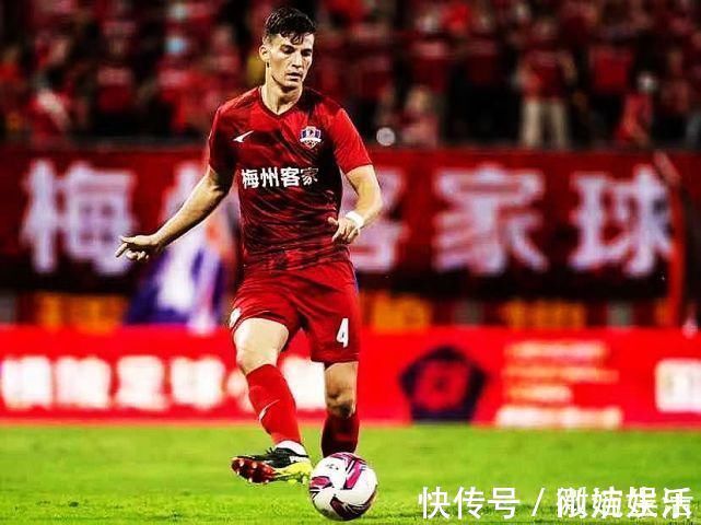中超|惊喜!中甲最强中卫问世,防守全面+空中霸王,中超才是他的极限