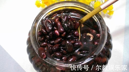 晓峰|黑豆放锅里蒸一蒸,作用拿钱都买不到,80岁奶奶偷教妙招,真管用