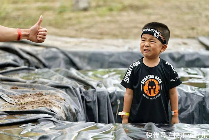 马大哈|生娃后,粗心爸妈将孩子“落在”医院,得知原因让人哭笑不得