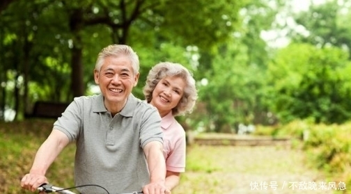 习惯|45—55是养寿“黄金期”,少做3事,坚持4习惯,老来能长寿