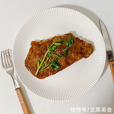 西冷牛排|超简单美味的西冷牛排，在家也可以轻松做