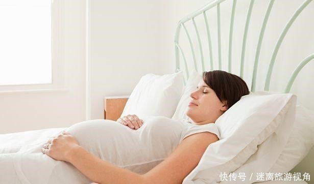 子宫|怀孕早中晚期,孕妈首选这几种睡姿,自己舒服,胎儿也能安稳发育