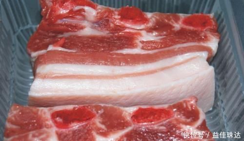 五花肉按照我的方法来做,比烤肉过瘾,比红烧肉下饭,做法简单