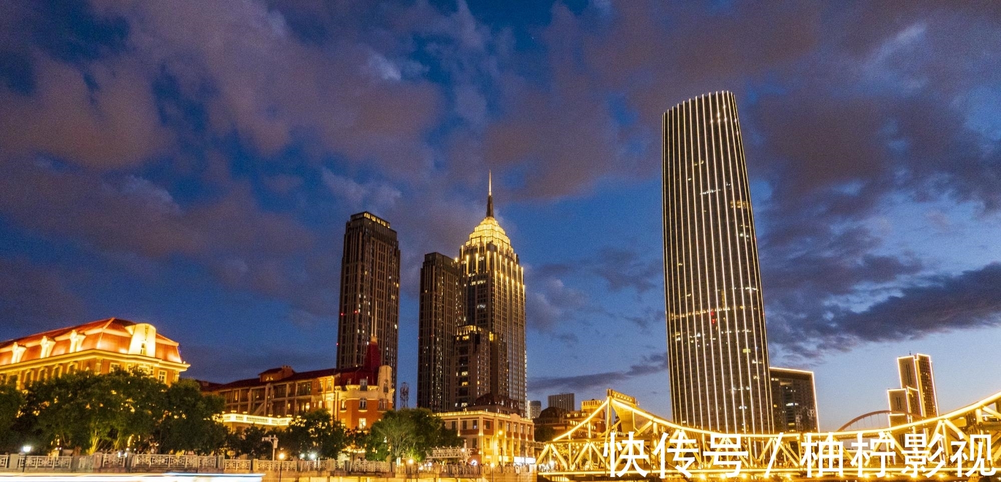 深圳|北方夜景超美的城市，比上海温柔，比深圳迷人，璀璨犹如童话世界