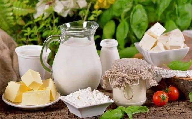  血压高|高血压，预防中风，谨记：早起三不宜，饭后三不急，睡前三不做！