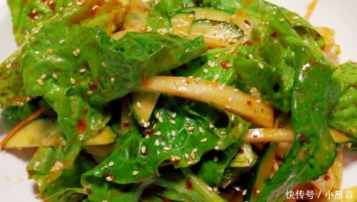 下饭|生菜别再蘸酱吃了,教你一招,吃起来口感清脆,而且还很开胃下饭