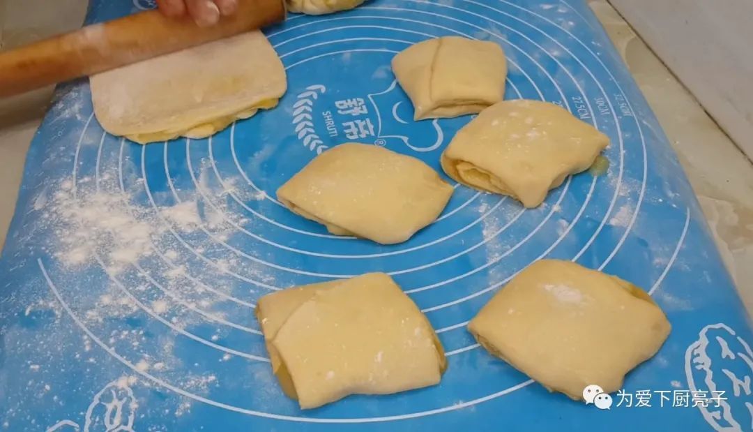 面团|烧饼怎么做才最好吃吗，教你几招，第一次下厨就成功，全家都爱吃