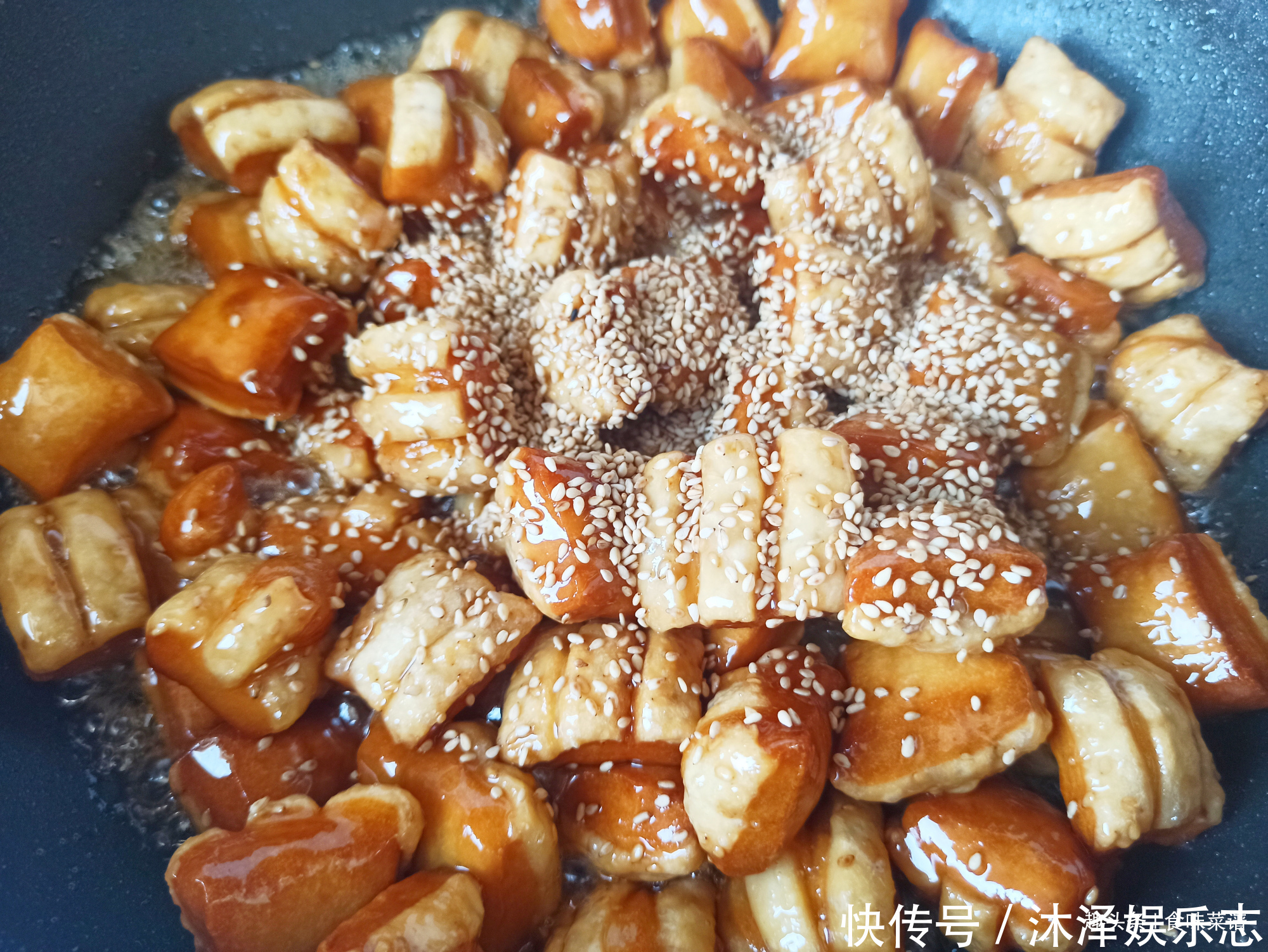 芝麻|15年前最火的零食,小时最爱,不夸张地说我的蛀牙,全拜它所赐