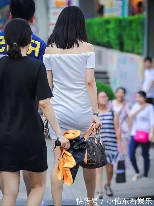 一字肩 白色一字肩连衣裙,美丽动人有内涵,高端大气上档次