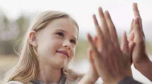 宝妈|宝宝出现这五种行为,暗示正在变聪明,家长可别盲目纠正