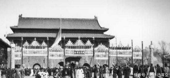 光绪帝|这个女人在清朝没啥本事，慈禧看不上她，她一死全世界为她降半旗