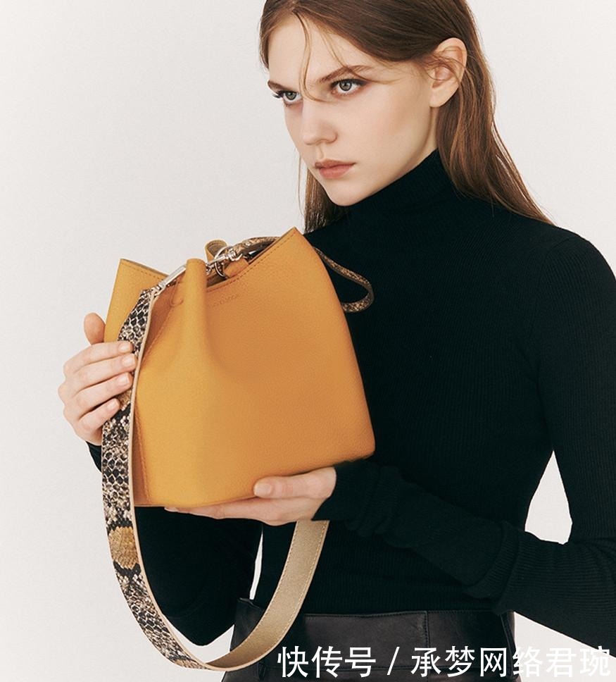 春季背水桶包逛街，时髦又气质！