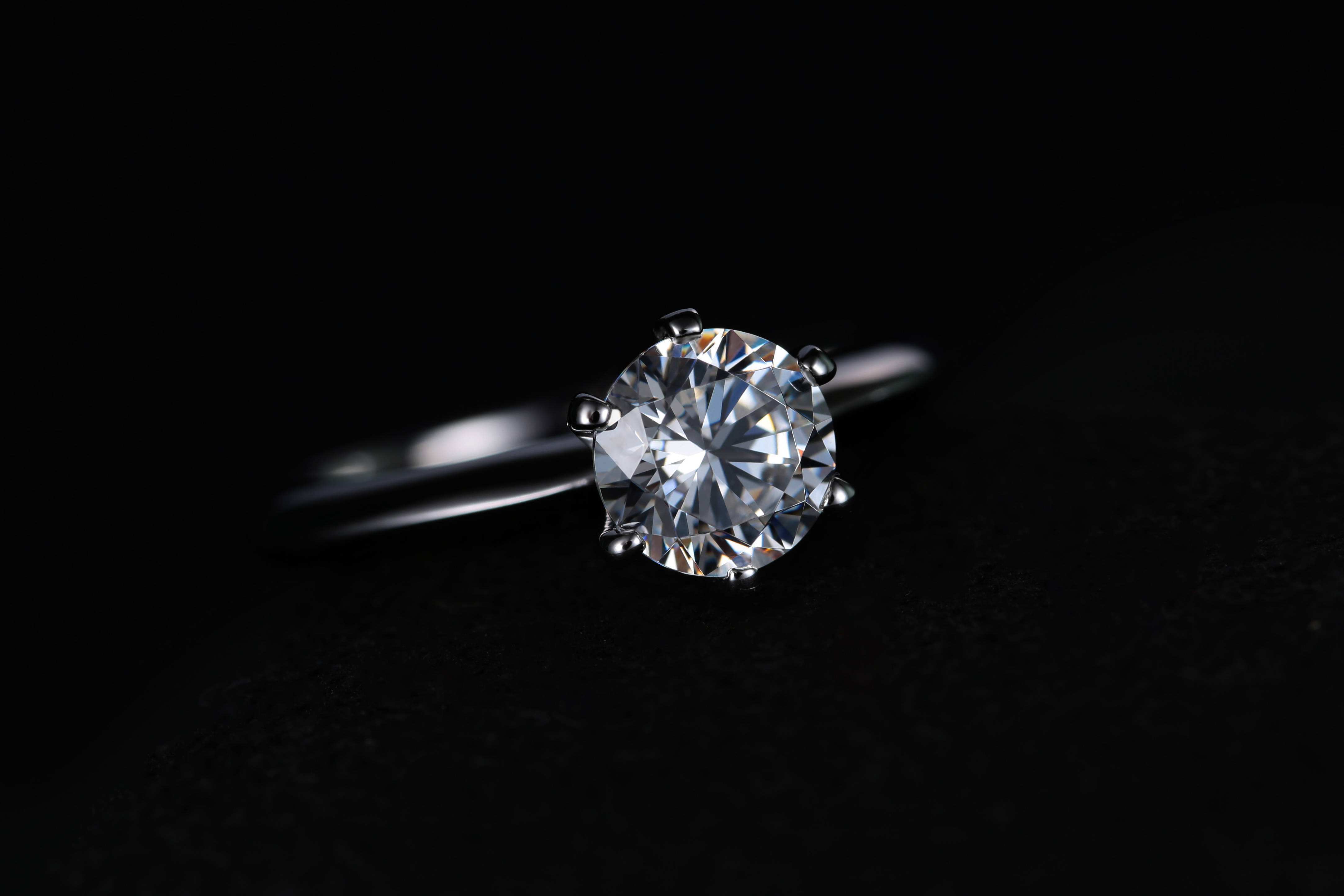 瑕疵 钻石净度如何挑选