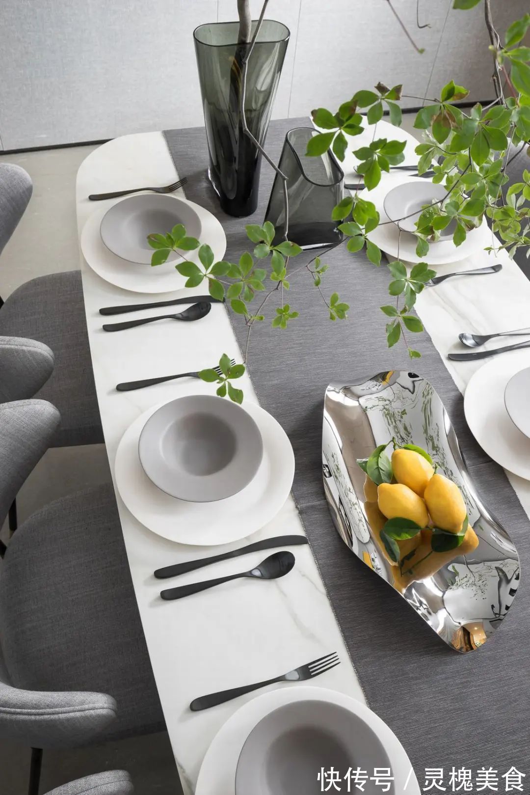 现代|210㎡联排小别墅，现代大方的布置，配色令人舒适