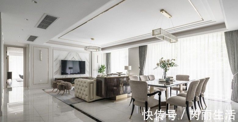 横厅|夫妻俩买下250㎡大平层，装成白色轻奢风很高级，室内敞亮大气
