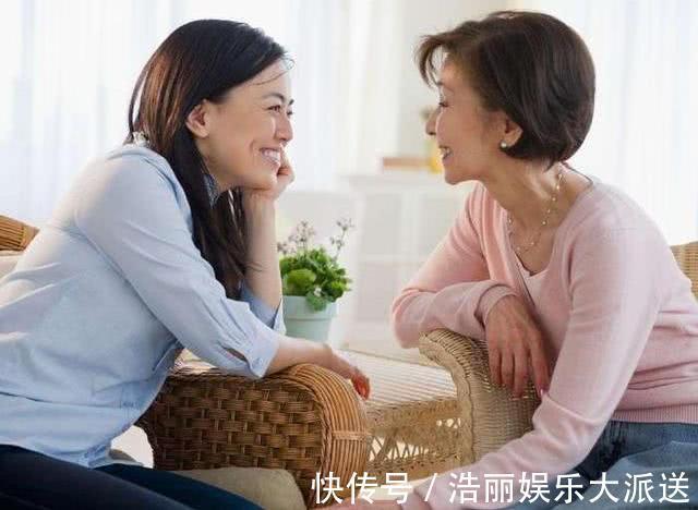 坐月子|产妇坐月子，谁来伺候最合适亲妈、婆婆、老公齐齐上阵，你选谁