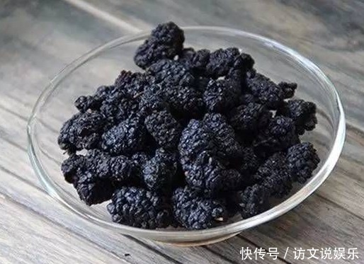 紫葡萄干|这种干果每天吃几个,补血养颜拥有好气色,你还在等什么