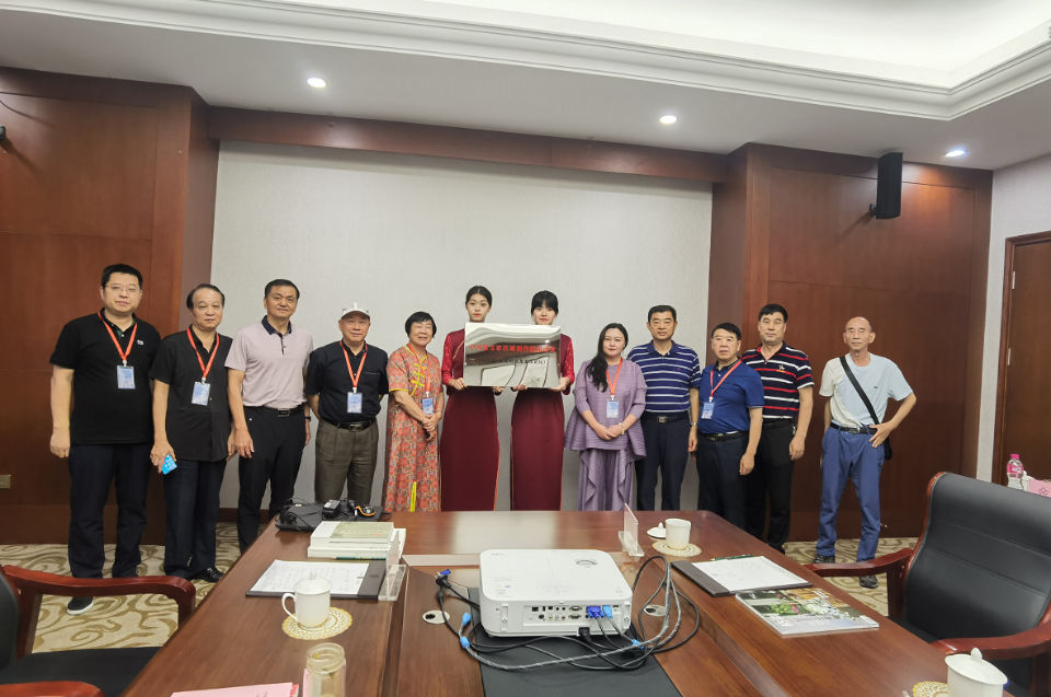 山东省散文学会|七省市（区）散文家相聚昆嵛山，首届中国散文省际创作沙龙召开