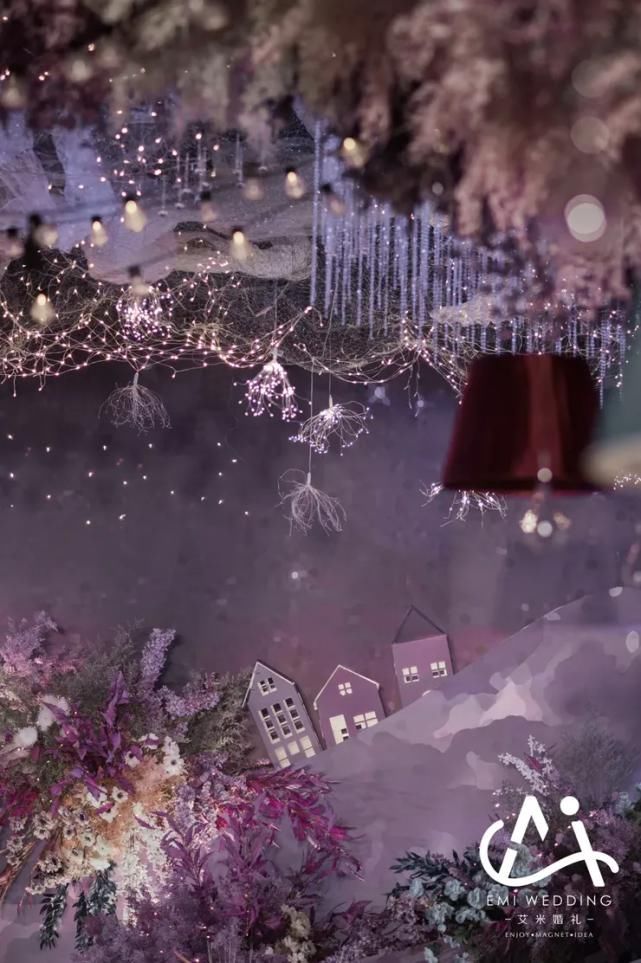 以月见草为设计灵感，打造一场富有诗性的紫色系婚礼