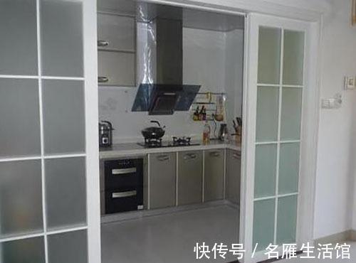 邻居|去了趟邻居家才知道,原来厨房推拉门过时了,有钱人都这样装!