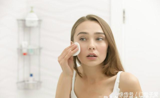 洗脸|早上洗脸要不要用洗面奶呢很多女生做错了,难怪毛孔越来越粗大