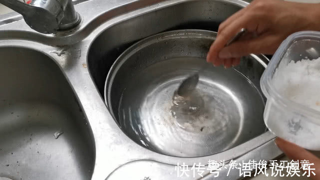 佳俊|用旧的钢丝球别扔掉，再这样处理一下，一年能省不少钱！